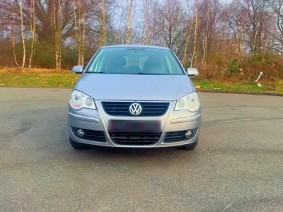Gebraucht VW Polo 80 PS (58 kW) 2008 Grau Kleinwagen