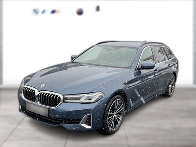 Blau metallic Gebraucht 2023 BMW 520 Luxury Line Kombi | 42.590 €