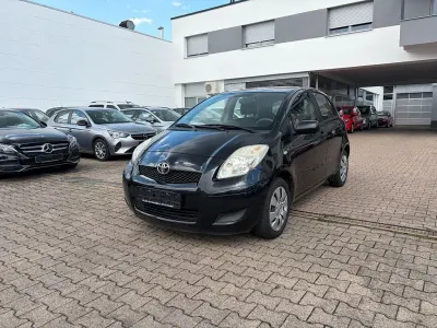 Gebraucht Toyota Yaris Cool 69 PS (50 kW) 2009 Schwarz Kleinwagen