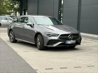 Gebraucht Mercedes CLA250 218 PS (160 kW) 2023 Grau Coupé
