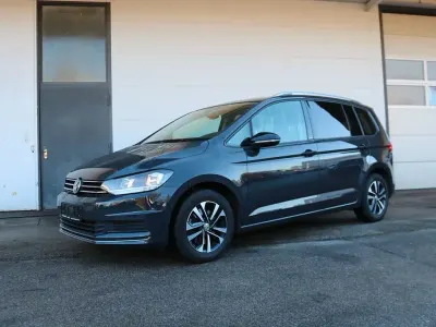 Gebraucht VW Touran IQ Drive 116 PS (85 kW) 2019 Grau Van / Kleinbus