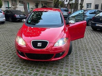 Brugt Seat Altea 140 HK (102 kW) 2006 Rød MPV