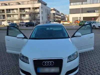 Gebraucht Audi A3 125 PS (91 kW) 2009 Weiß Kleinwagen