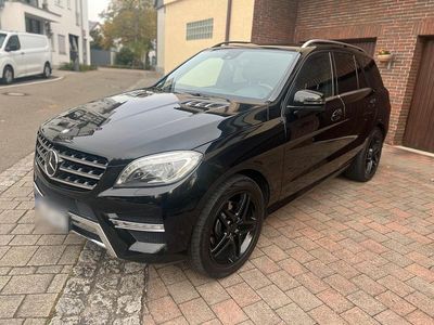 Gebraucht Mercedes ML350 258 PS (189 kW) 2013 Schwarz SUV