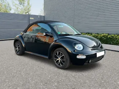 Gebraucht VW New Beetle 75 PS (55 kW) 2003 Schwarz Kleinwagen