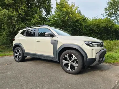 Gebraucht Dacia Duster 130 PS (95 kW) 2024 Beige SUV