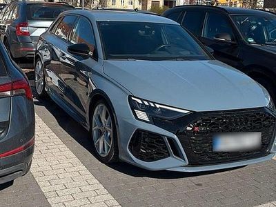 Gebraucht Audi RS3 Premium 400 PS (294 kW) 2022 Grau Limousine
