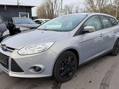 Grau Gebraucht 2013 Ford Focus Trend Kombi | 3.999 € (Fairer Preis)