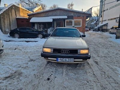 Gold Gebraucht 1990 Audi 200 Kombi | 10.900 €