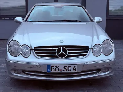 Używany Mercedes CLK270 170 KM (125 kW) 2004 Srebrny Coupe
