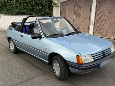 Gebraucht Peugeot 205 60 PS (44 kW) 1990 Blau Cabrio
