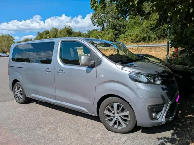 Gebraucht Toyota Proace 144 PS (105 kW) 2021 Silber Van / Kleinbus