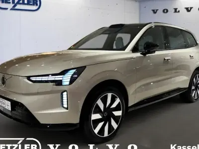 Ny Volvo EX90 Ultra 335 kW (456 HK) 2025 Guld SUV