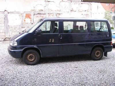 Usata VW Caravelle 102 CV (75 kW) 1996 Blu Monovolume