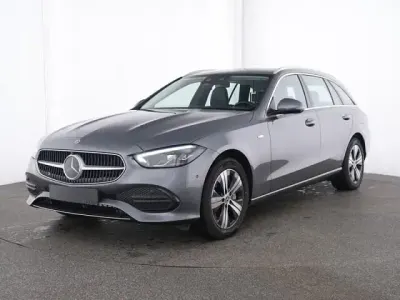 Gebraucht Mercedes C300e Avantgarde 313 PS (230 kW) 2025 Grau Limousine