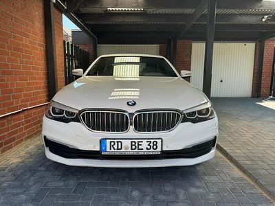 Gebraucht BMW 520 190 PS (139 kW) 2017 Weiß Limousine