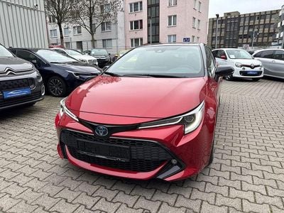 Gebraucht Toyota Corolla Hybrid Team 122 PS (89 kW) 2022 Rot Limousine