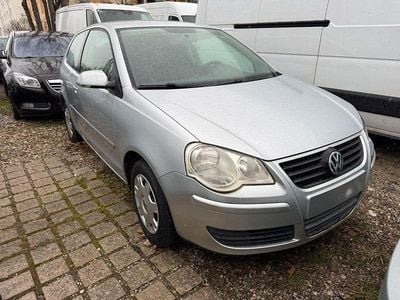 Usata VW Polo Comfortline 54 CV (39 kW) 2006 Argento Utilitaria