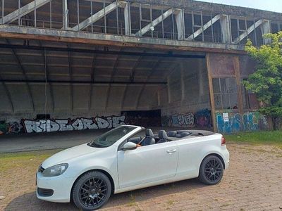 Gebraucht VW Golf Cabriolet 105 PS (77 kW) 2014 Weiß Cabrio