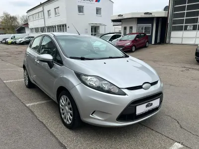 Usata Ford Fiesta 97 CV (71 kW) 2009 Argento Utilitaria
