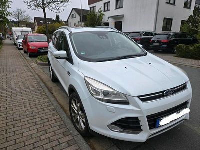 Gebraucht Ford Kuga 163 PS (119 kW) 2013 Weiß SUV