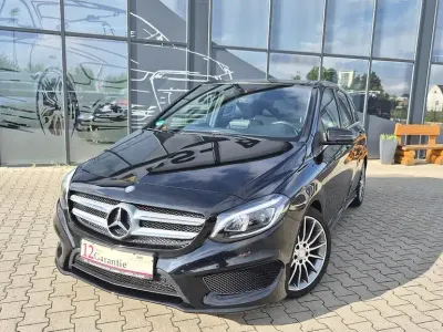 Używany Mercedes B200 AMG line 136 KM (100 kW) 2015 Czarny Minivan