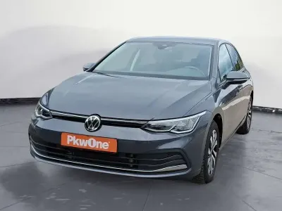 Gebraucht VW Golf VIII Life 110 PS (80 kW) 2023 Grau Limousine