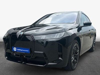 Neu BMW iX 300 kW (408 PS) 2025 Saphirschwarz metallic SUV