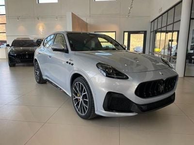 Weiß (bianco astro) Neu 2025 Maserati Grecale SUV | 125.124 € (Fairer Preis)