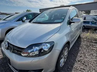 Gebraucht VW Golf Plus Cross Highline 140 PS (102 kW) 2010 Gold Van / Kleinbus