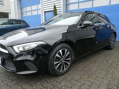 Gebraucht Mercedes A200 150 PS (110 kW) 2022 Schwarz Limousine