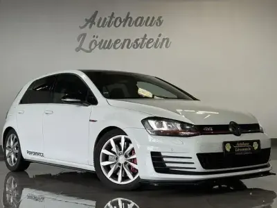 Gebraucht VW Golf VII GTI 230 PS (169 kW) 2014 Pure white Limousine