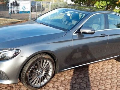 gebraucht Mercedes E250 AVANTGARDE Autom. STHZ/AHK