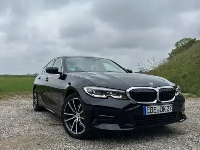 Second-hand BMW 320 Luxury Line 184 CP (135 kW) 2020 Negru Berlinǎ