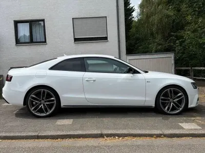 Gebraucht Audi A5 S-Line 190 PS (139 kW) 2015 Weiß Coupé