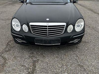 Mercedes E320