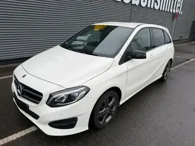 Gebraucht Mercedes B250 Urban 211 PS (155 kW) 2017 Weiß Van / Kleinbus
