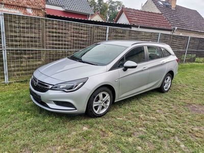 gebraucht Opel Astra 1.6 CDTI Elegance SPORTS TOURER +Navi