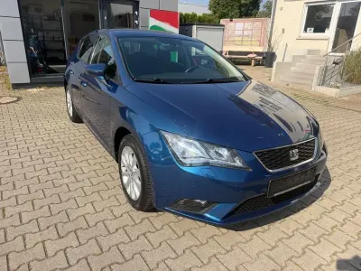 Gebraucht Seat Leon Style 110 PS (80 kW) 2016 Blau Limousine