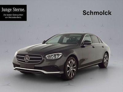 Grau Gebraucht 2021 Mercedes E200 Avantgarde Limousine | 42.900 €