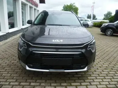 Gebraucht Kia Niro Spirit 184 PS (135 kW) 2024 Grau SUV