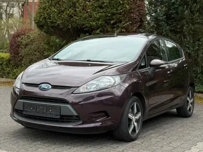Gebraucht Ford Fiesta 80 PS (58 kW) 2009 Violet Kleinwagen
