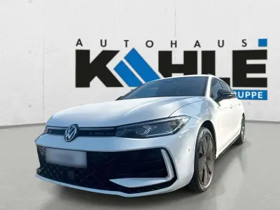 Neu VW Passat Style 150 PS (110 kW) 2025 Pure white (weiß) Kombi