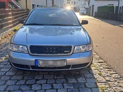 Silber Gebraucht 1997 Audi A4 Sport Limousine | 5.800 € (Teuer)