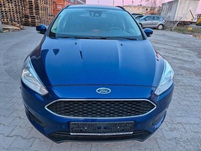 Second-hand Ford Focus Titanium 125 CP (91 kW) 2017 Albastru Break