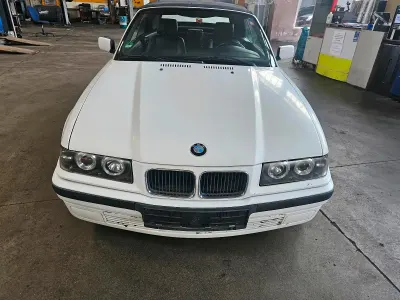 Gebraucht BMW 318 116 PS (85 kW) 1995 Cabrio