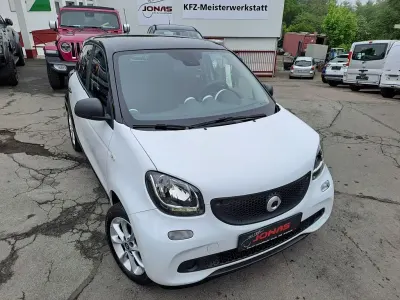 Usata Smart ForFour 90 CV (66 kW) 2018 Bianco Utilitaria