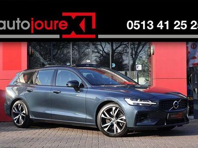 Blau Gebraucht 2022 Volvo V60 R-Design Kombi | 26.439 € (Teuer)