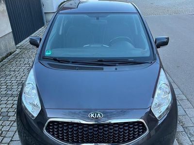Grau Gebraucht 2015 Kia Venga Kleinwagen | 7.500 € (Guter Preis)