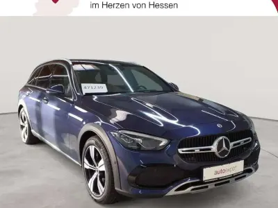 Gebraucht Mercedes C220 200 PS (147 kW) 2023 Sodalithblau metallic Kombi